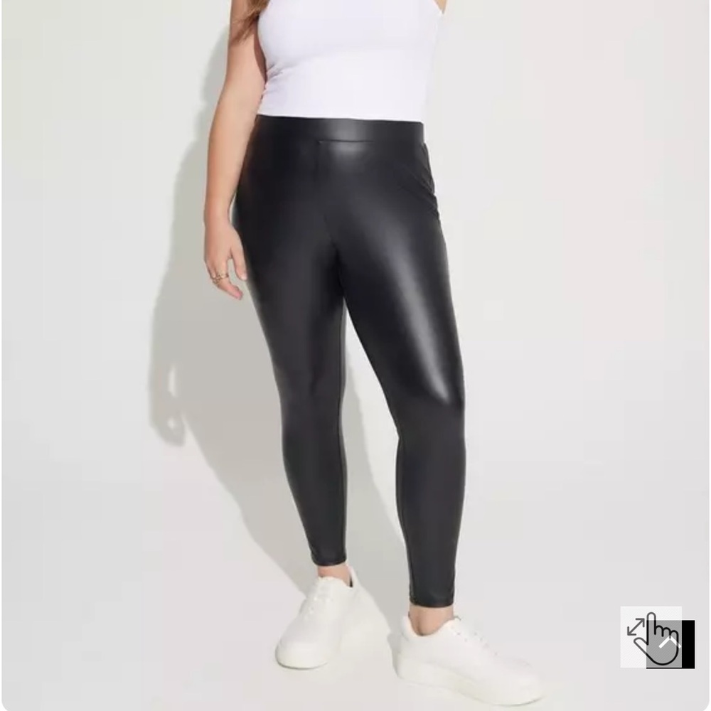 Full-Length Faux Leather Legging Torrid Size 5